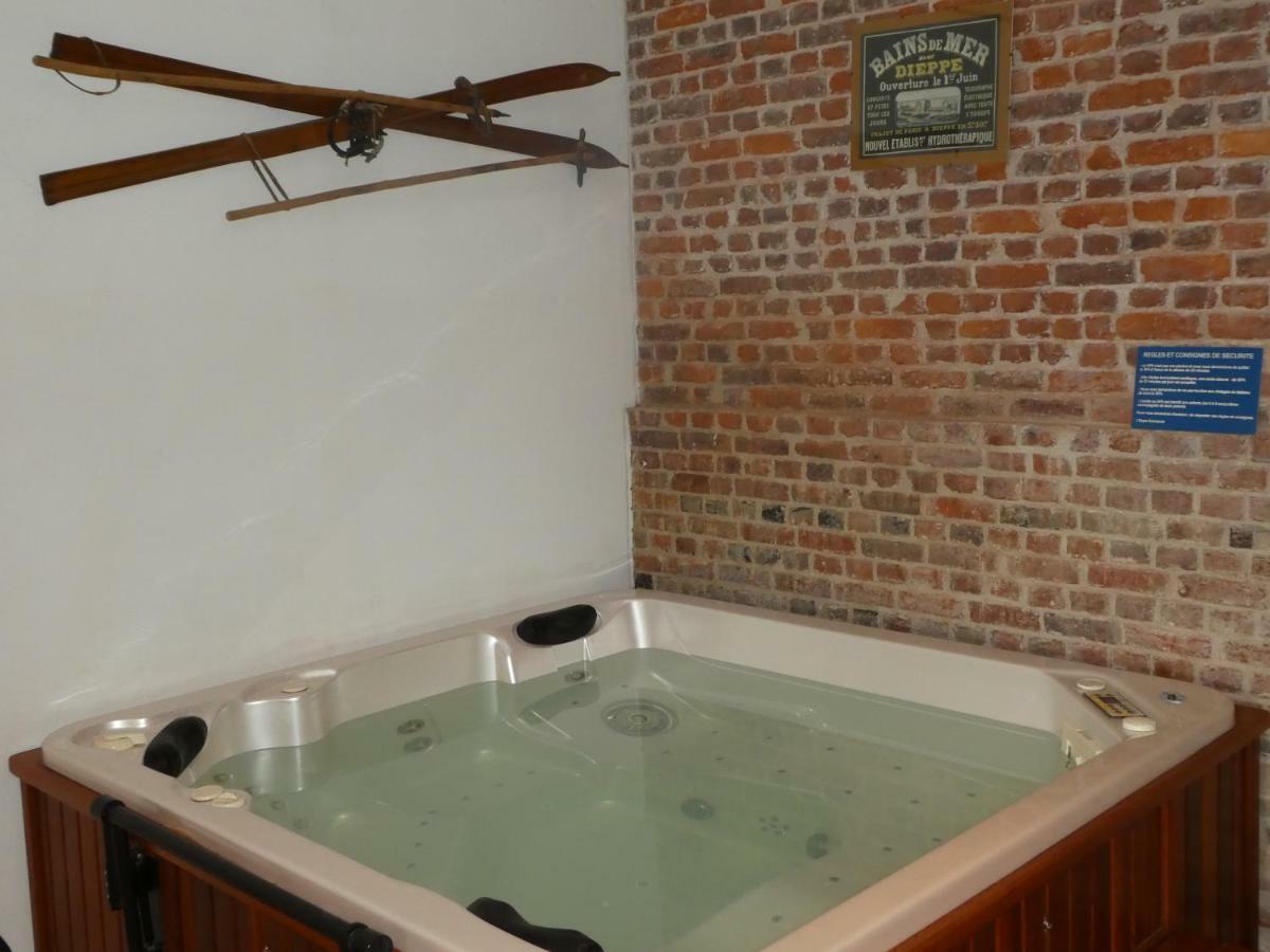 L'Etape Normande Bed & Breakfast Montroty  Exterior photo